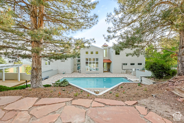 Photo 96 for MLS #2090381 at 2093 S Lakeline Dr