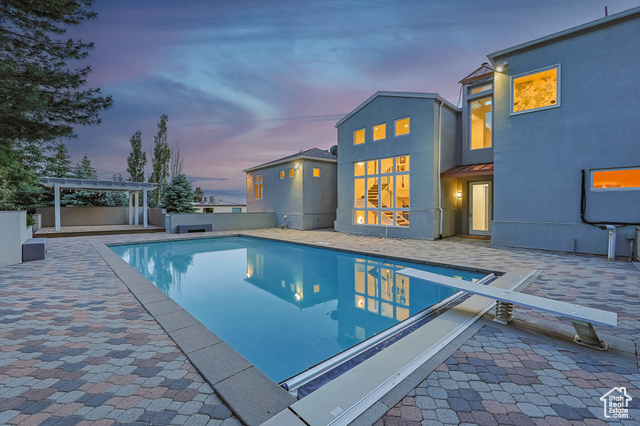 2093 S LAKELINE DR, Salt Lake City UT 84109