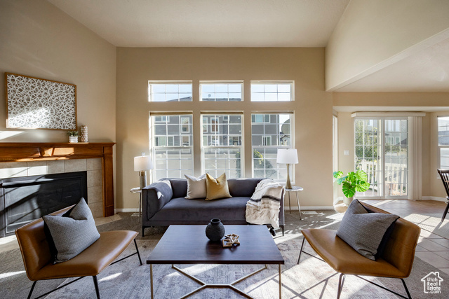 Photo 4 for MLS #2090385 at 1971 W 1870 South