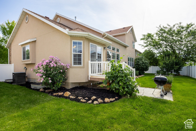 Photo 22 for MLS #2090385 at 1971 W 1870 South