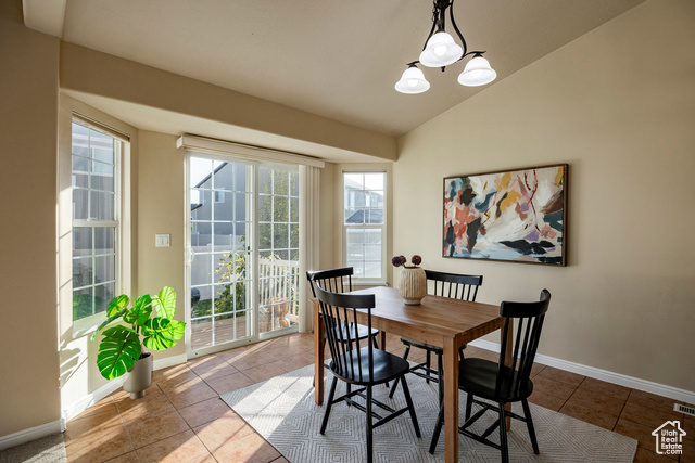 Photo 7 for MLS #2090385 at 1971 W 1870 South
