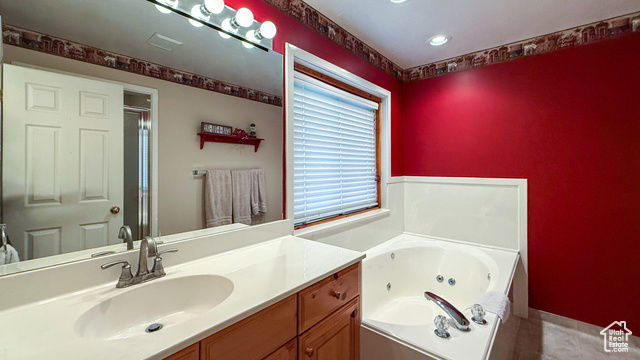 Photo 12 for MLS #2090434 at 143 E Chestnut St