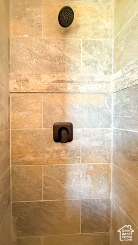 Photo 9 for MLS #2090446 at 5236 N Holly Way