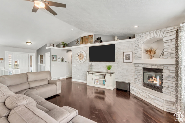 Photo 6 for MLS #2090492 at 5617 W High Spirit Ct