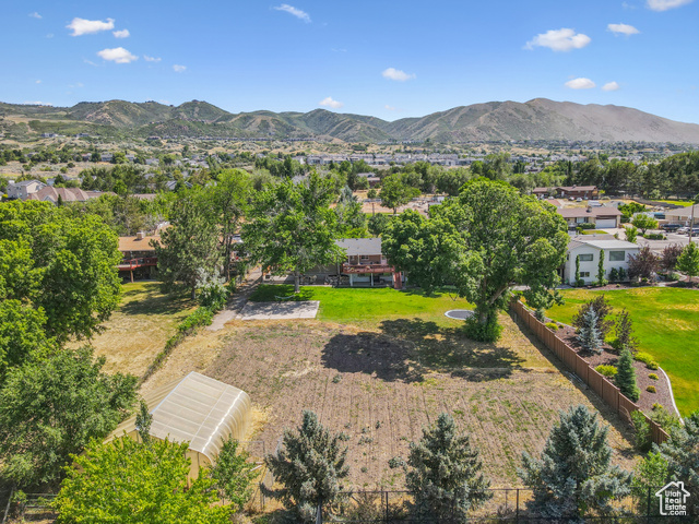 Photo 81 for MLS #2090517 at 975 E Canyon Breeze
