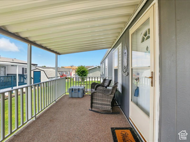 Photo 17 for MLS #2090532 at 3750 Midland Dr