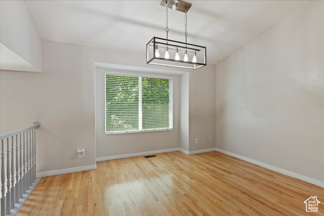 Photo 8 for MLS #2090589 at 118 E 600 South