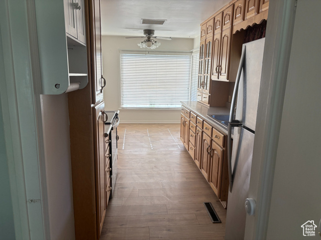 Photo 8 for MLS #2090598 at 622 S Main St