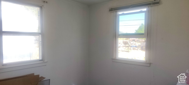 Photo 20 for MLS #2090600 at 138 W Geneva Dr