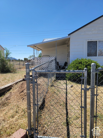Photo 4 for MLS #2090600 at 138 W Geneva Dr