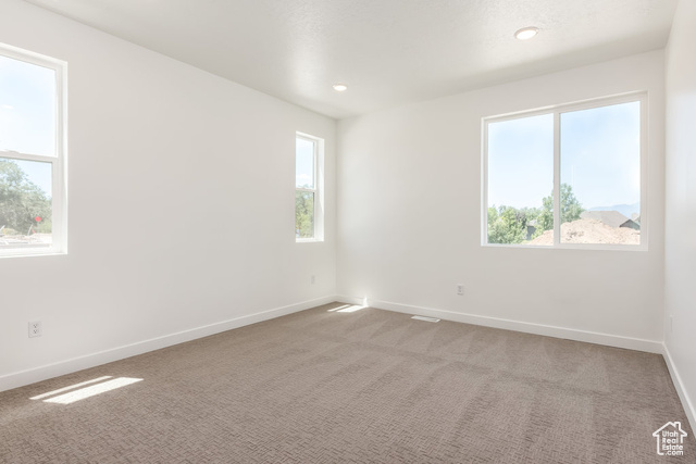 Photo 3 for MLS #2090607 at 903 W Bullion St