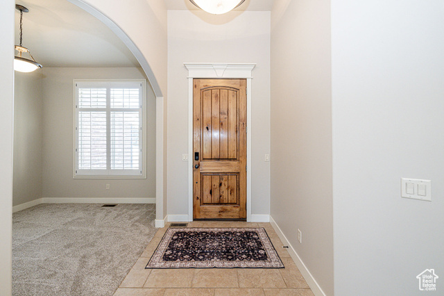 Photo 5 for MLS #2090608 at 634 Wasatch Way