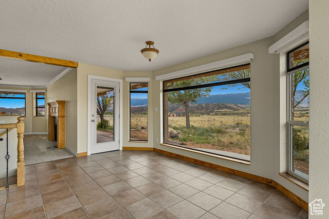 Photo 12 for MLS #2090636 at 397 N Wendy Dr