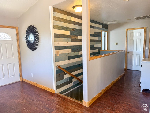 Photo 10 for MLS #2090649 at 425 E Mule Deer Rd