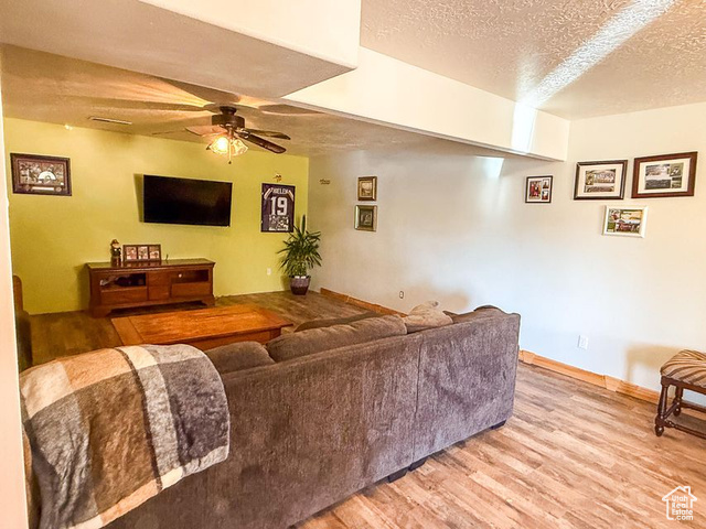 Photo 35 for MLS #2090649 at 425 E Mule Deer Rd