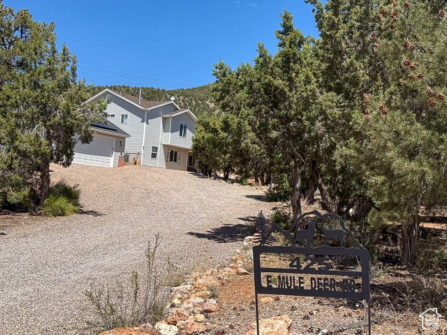 Photo 60 for MLS #2090649 at 425 E Mule Deer Rd