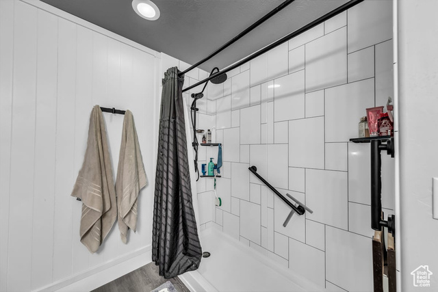Photo 14 for MLS #2090657 at 1002 W Stonehaven Dr #108