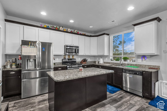 Photo 4 for MLS #2090657 at 1002 W Stonehaven Dr #108