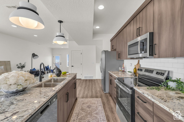 Photo 8 for MLS #2090664 at 2925 S Hwy 89 #15