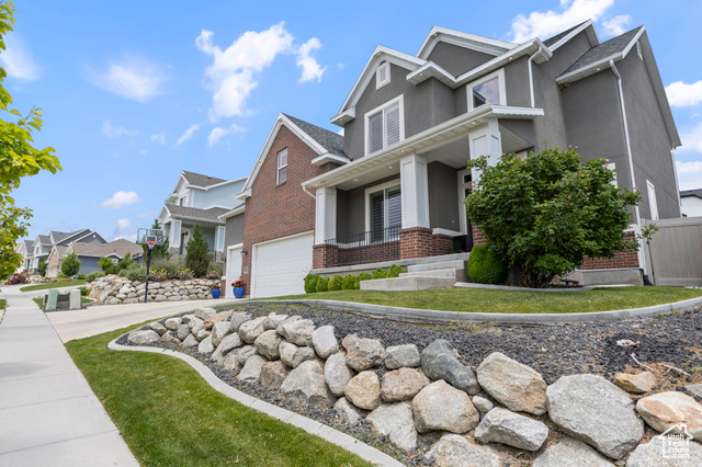 Photo 5 for MLS #2090665 at 776 W Horizon Dr