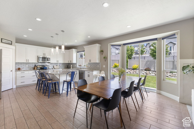 Photo 13 for MLS #2090665 at 776 W Horizon Dr