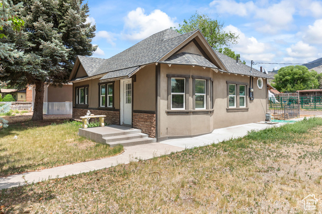 195 S 200 E, Monroe UT 84754