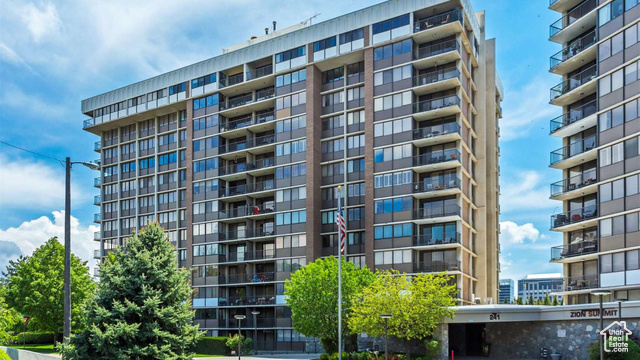 Photo 14 for MLS #2090743 at 241 N Vine St #1E