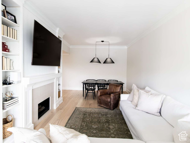 Photo 10 for MLS #2090743 at 241 N Vine St #1E