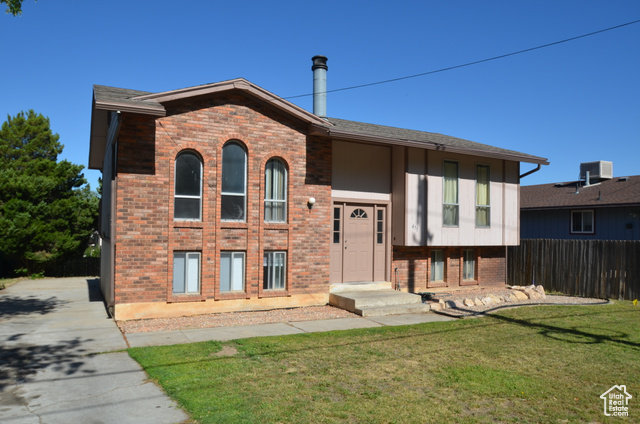 475 N JACKSON AVE, Ogden UT 84404