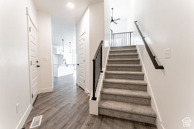 Photo 2 for MLS #2090783 at 2839 N Red Velvet Ln #2335