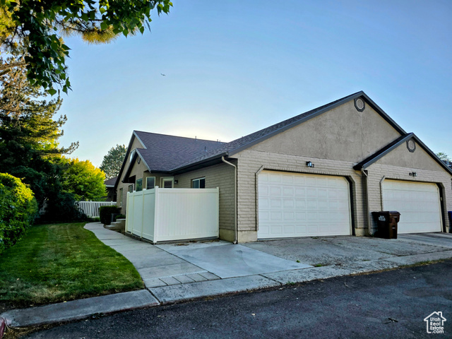 82 S SANTA RITA PL, West Jordan UT 84088