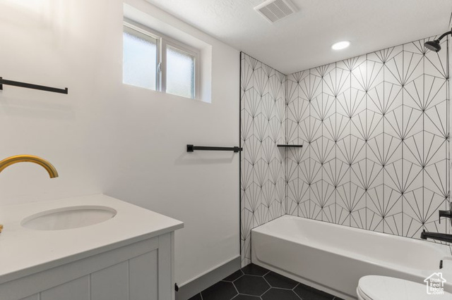 Photo 18 for MLS #2090853 at 526 E Commonwealth Ave