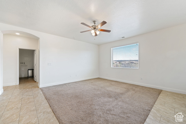 Photo 7 for MLS #2090866 at 258 N Windsor Dr