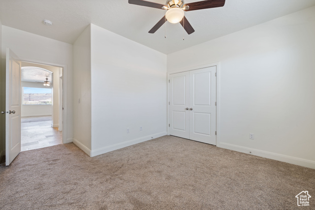 Photo 12 for MLS #2090866 at 258 N Windsor Dr