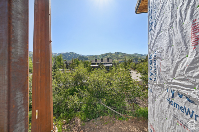 Photo 6 for MLS #2090885 at 1988 Stone Creek Rd #19