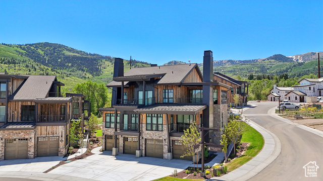 Photo 10 for MLS #2090887 at 1988 Stone Creek Rd #20