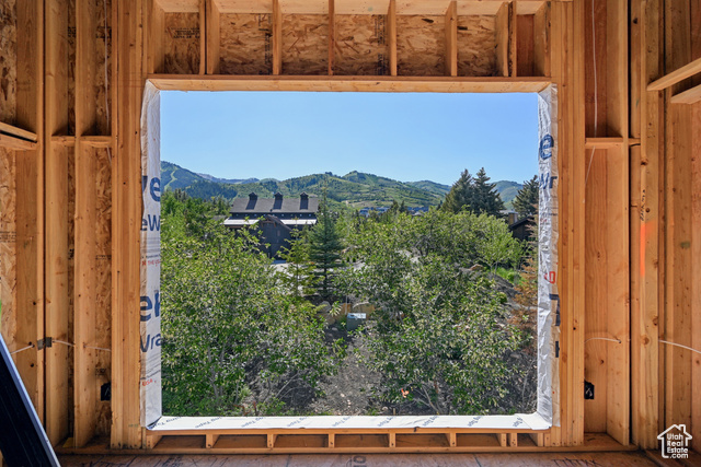Photo 6 for MLS #2090887 at 1988 Stone Creek Rd #20