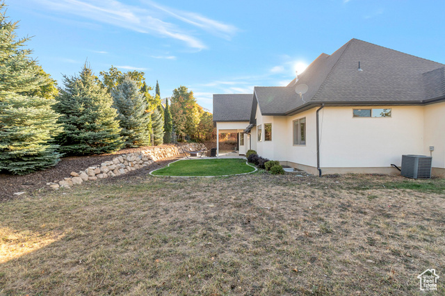 Photo 6 for MLS #2090898 at 1110 S Woodland Hills Dr