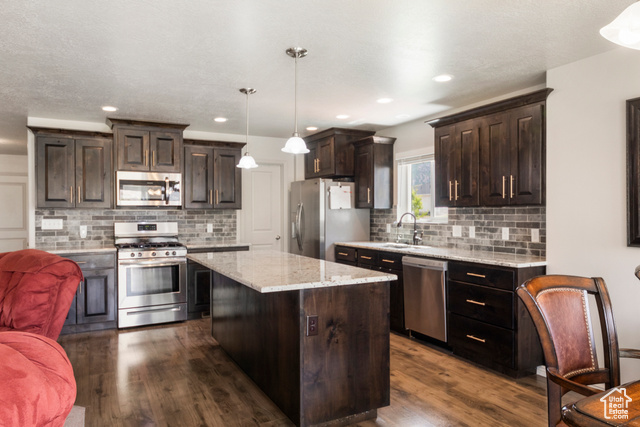 Photo 2 for MLS #2091067 at 1788 S Longview Rd #161