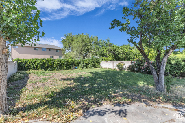 Photo 28 for MLS #2091081 at 6 W Miller St