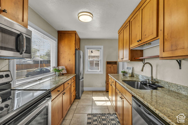 Photo 13 for MLS #2091081 at 6 W Miller St