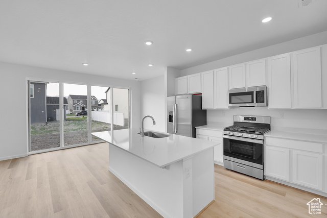 Photo 4 for MLS #2091101 at 437 Lefty Ln #1118