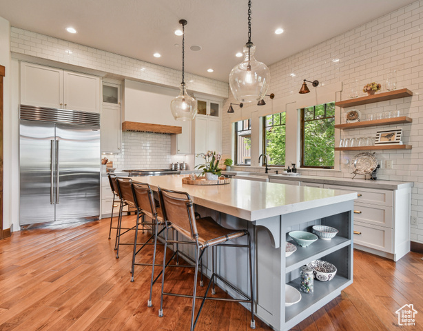 Photo 12 for MLS #2091106 at 707 N Chimney Rock Rd