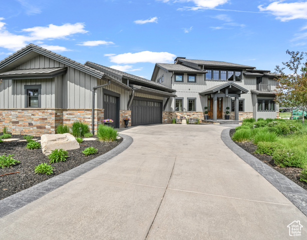 Photo 55 for MLS #2091106 at 707 N Chimney Rock Rd
