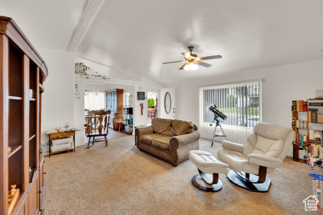 Photo 4 for MLS #2091181 at 1589 E Ridgefield Rd