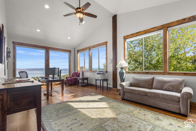 Photo 38 for MLS #2091217 at 1560 Reserve Dr