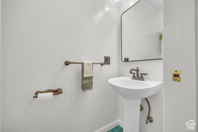 Photo 16 for MLS #2091227 at 25 S 820 East