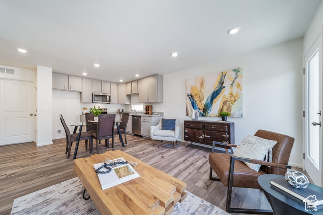 Photo 11 for MLS #2091229 at 90 N Harker Creek St #143