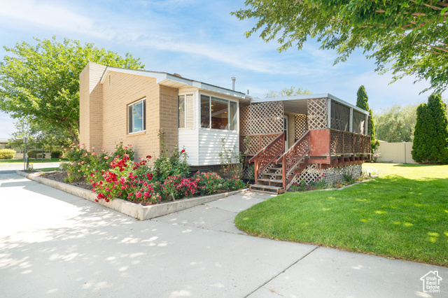 Photo 28 for MLS #2091258 at 649 W Bulldog Cir