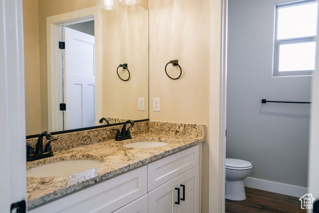 Photo 33 for MLS #2091265 at 579 N Staci Dr
